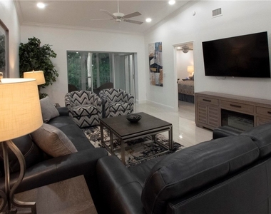859 Tanbark Drive - Photo Thumbnail 3