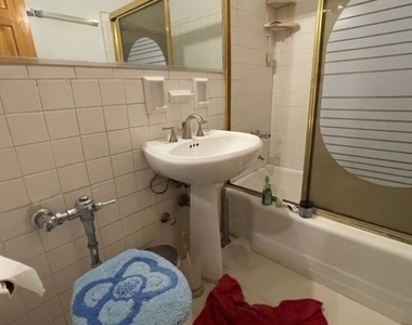 390 Rugby Road - Photo Thumbnail 15