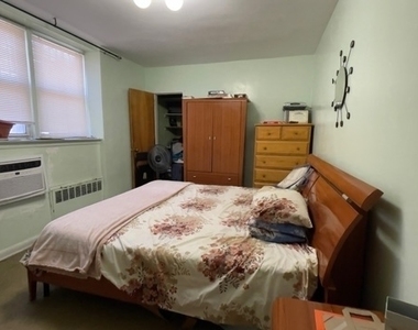 390 Rugby Road - Photo Thumbnail 9