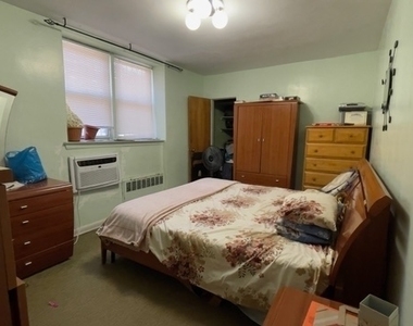 390 Rugby Road - Photo Thumbnail 10