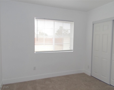 532 N 9th Street - Photo Thumbnail 8