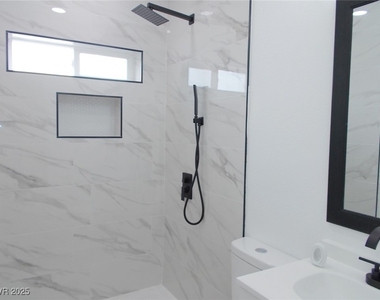 532 N 9th Street - Photo Thumbnail 10