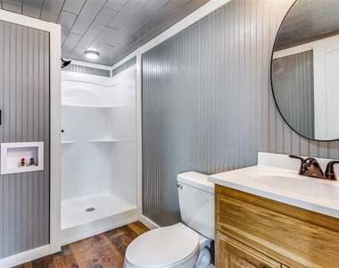 5001 Knob Hill Road - Photo Thumbnail 8