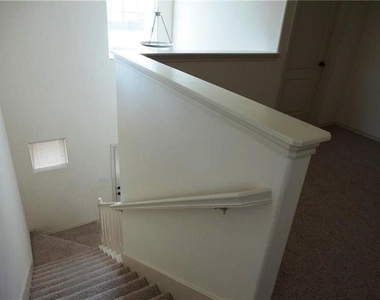 232 Seva Court - Photo Thumbnail 7