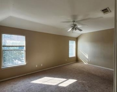 232 Seva Court - Photo Thumbnail 18