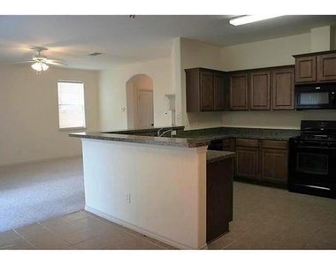 232 Seva Court - Photo Thumbnail 4