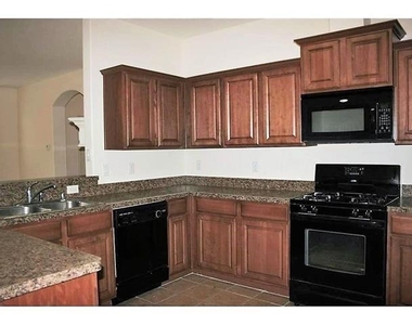 232 Seva Court - Photo Thumbnail 3