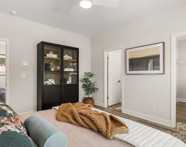 1748 Marglyn Drive - Photo Thumbnail 8