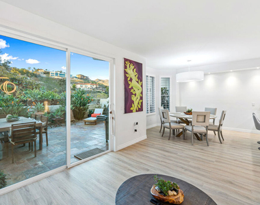 6463 Zuma View Place - Photo Thumbnail 16