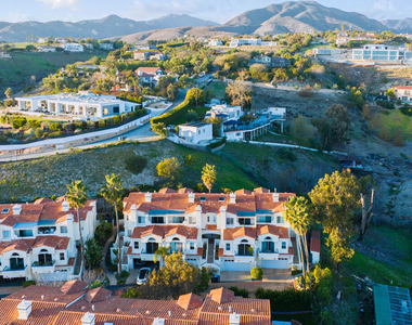 6463 Zuma View Place - Photo Thumbnail 43