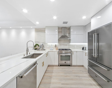 6463 Zuma View Place - Photo Thumbnail 14