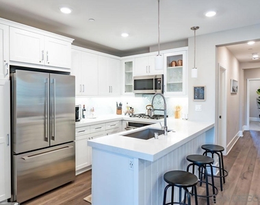 824 Jersey Ct - Photo Thumbnail 25