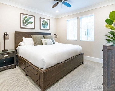 824 Jersey Ct - Photo Thumbnail 8