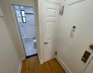 87-15 37th Avenue - Photo Thumbnail 15