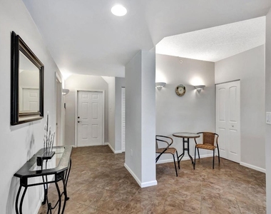 300 Uno Lago Drive - Photo Thumbnail 5
