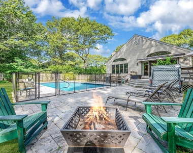 6 Bay Drive - Photo Thumbnail 21
