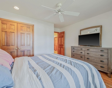 6 Bay Drive - Photo Thumbnail 7
