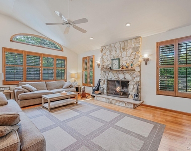 6 Bay Drive - Photo Thumbnail 3