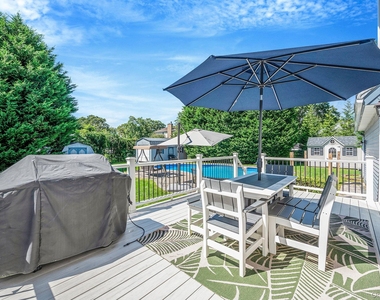 8 Paynes Lane - Photo Thumbnail 21