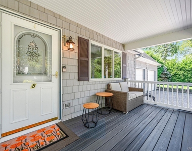 8 Paynes Lane - Photo Thumbnail 1