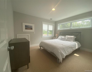 19 W End Avenue - Photo Thumbnail 22