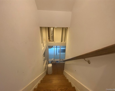 19 W End Avenue - Photo Thumbnail 17