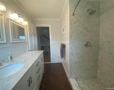 19 W End Avenue - Photo Thumbnail 10