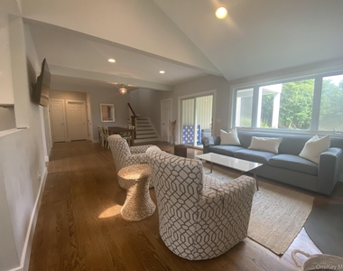19 W End Avenue - Photo Thumbnail 4