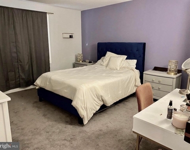 6437 Richmond Highway - Photo Thumbnail 6