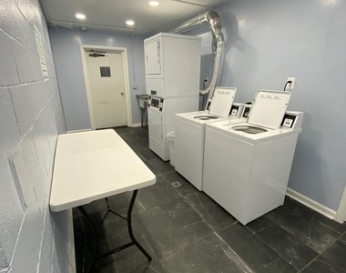 6437 Richmond Highway - Photo Thumbnail 13