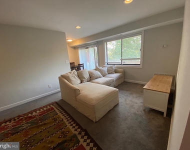 6437 Richmond Highway - Photo Thumbnail 19