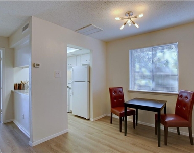 9079 Jollyville Rd - Photo Thumbnail 4