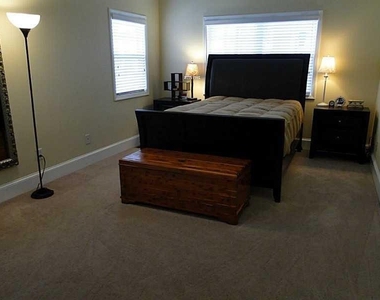 1510 Roberts Drive Se - Photo Thumbnail 7