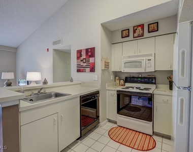 13545 Eagle Ridge Drive - Photo Thumbnail 14