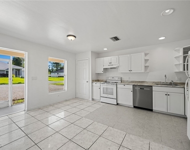 4735 30th Street Sw - Photo Thumbnail 7