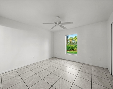4735 30th Street Sw - Photo Thumbnail 8
