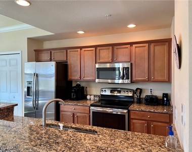 9554 Trevi Court - Photo Thumbnail 6