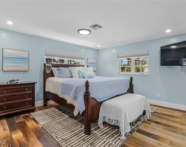 1823 Hurricane Harbor Lane - Photo Thumbnail 14