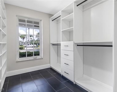 1823 Hurricane Harbor Lane - Photo Thumbnail 18