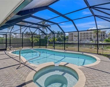 1823 Hurricane Harbor Lane - Photo Thumbnail 26