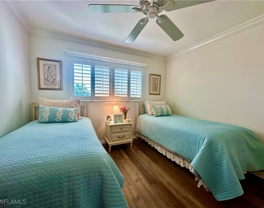555 Park Shore Drive - Photo Thumbnail 28