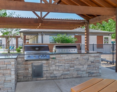 1515 Campbell Road - Photo Thumbnail 3