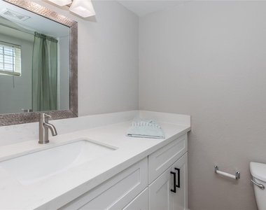 1515 Campbell Road - Photo Thumbnail 1