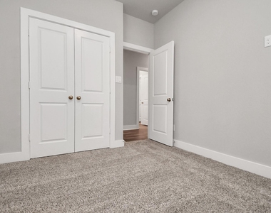 21030 Shore Oak Drive - Photo Thumbnail 12
