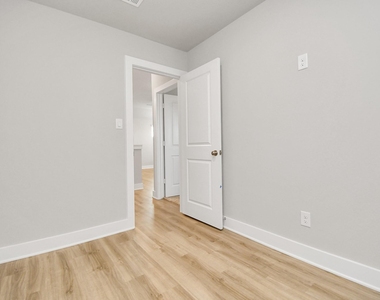 21034 Shore Oak Drive - Photo Thumbnail 15