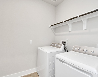 21034 Shore Oak Drive - Photo Thumbnail 16