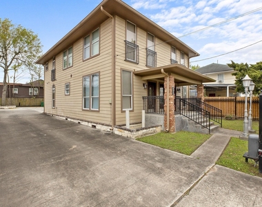 4306 Wilmer Street - Photo Thumbnail 2