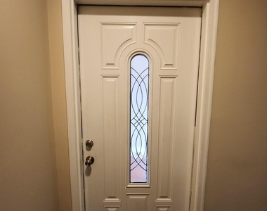 98 N Franklin Street - Photo Thumbnail 1