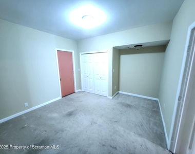 98 N Franklin Street - Photo Thumbnail 19