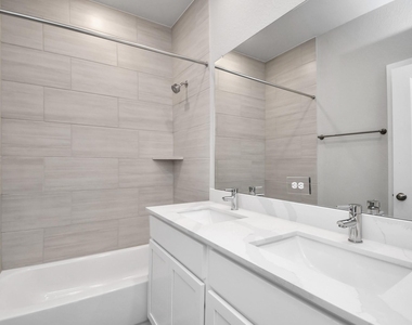 7510 Terramar Bay Lane - Photo Thumbnail 11